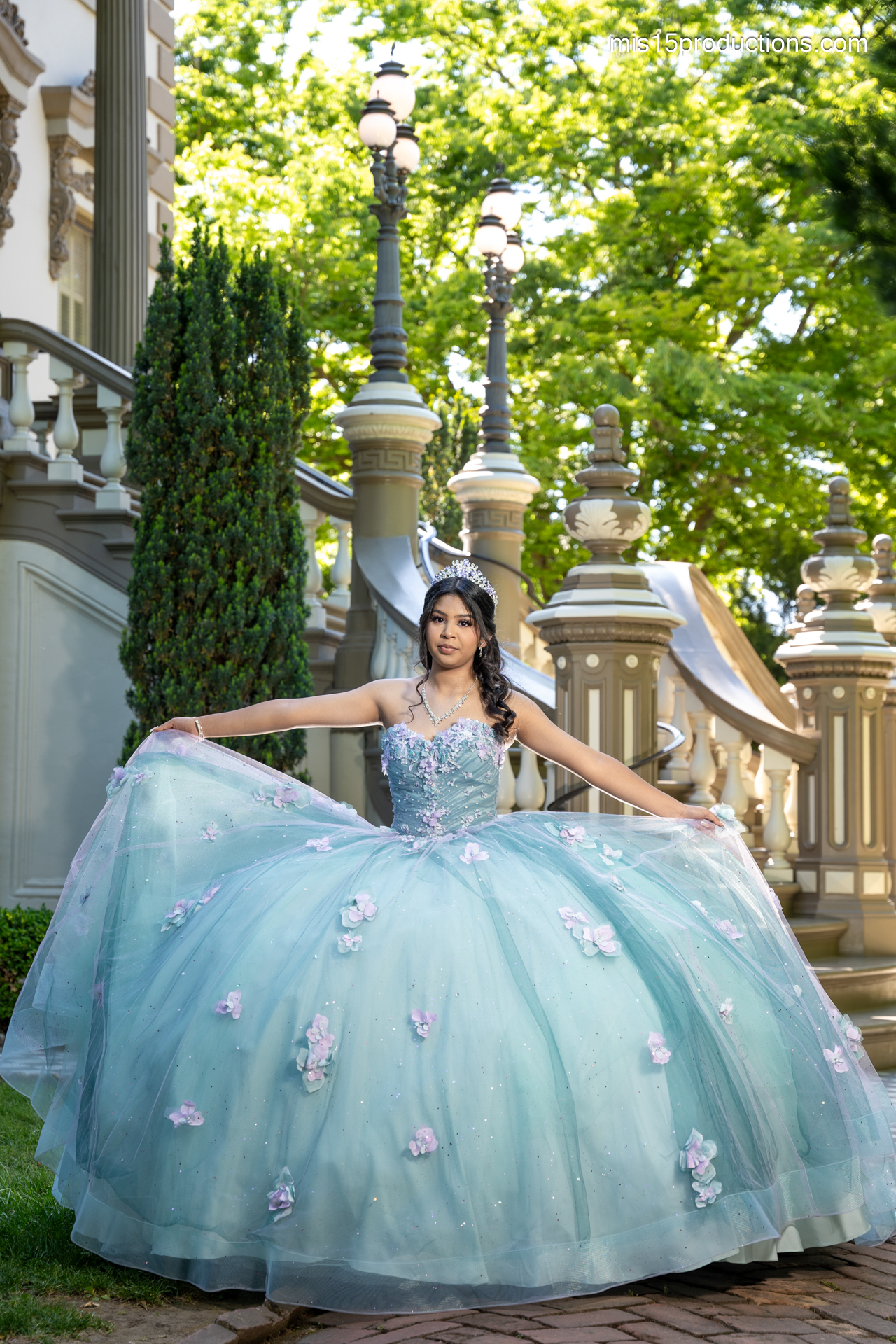 Quinceañera Photographer Standford Mansion
