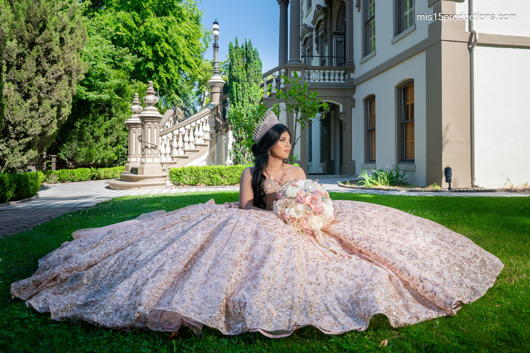 Quinceañera Photographer Standford Mansion Sacramento