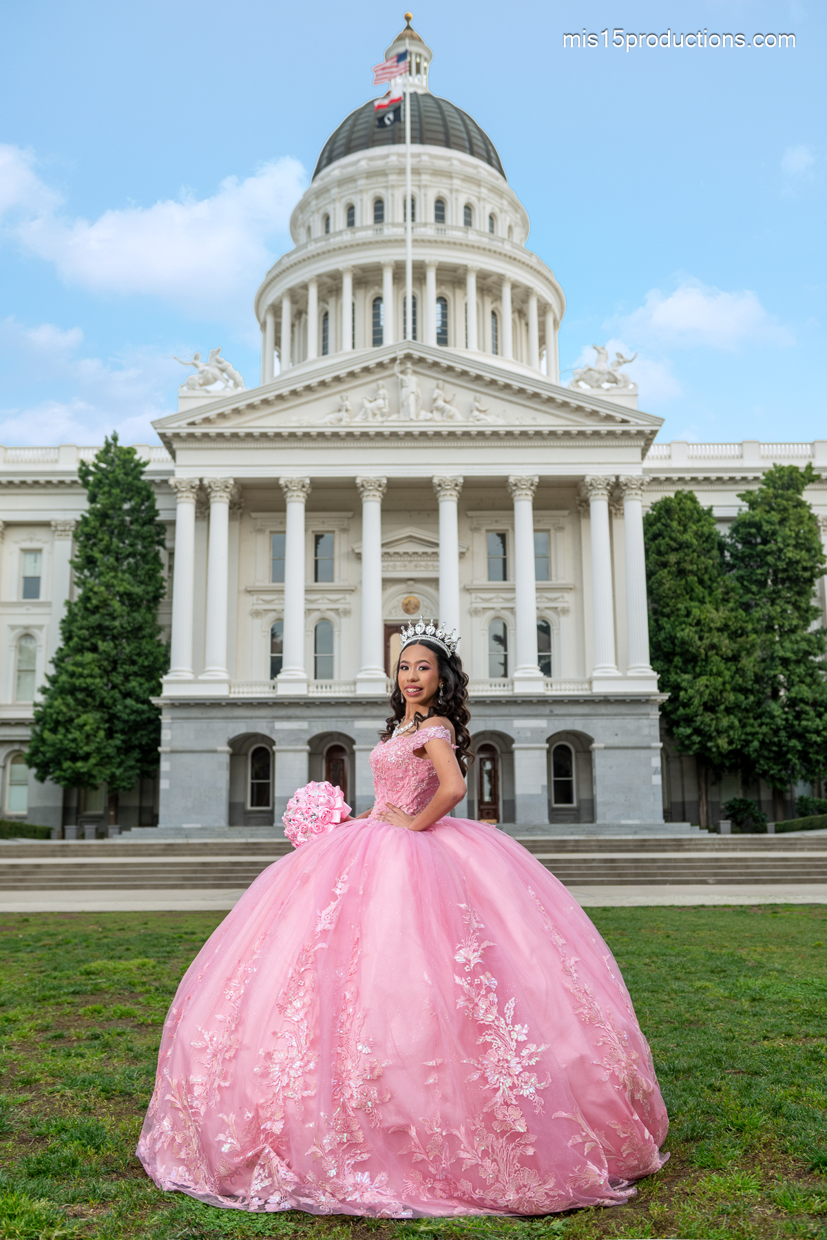 quinceanera photographer Sacramento capitolio